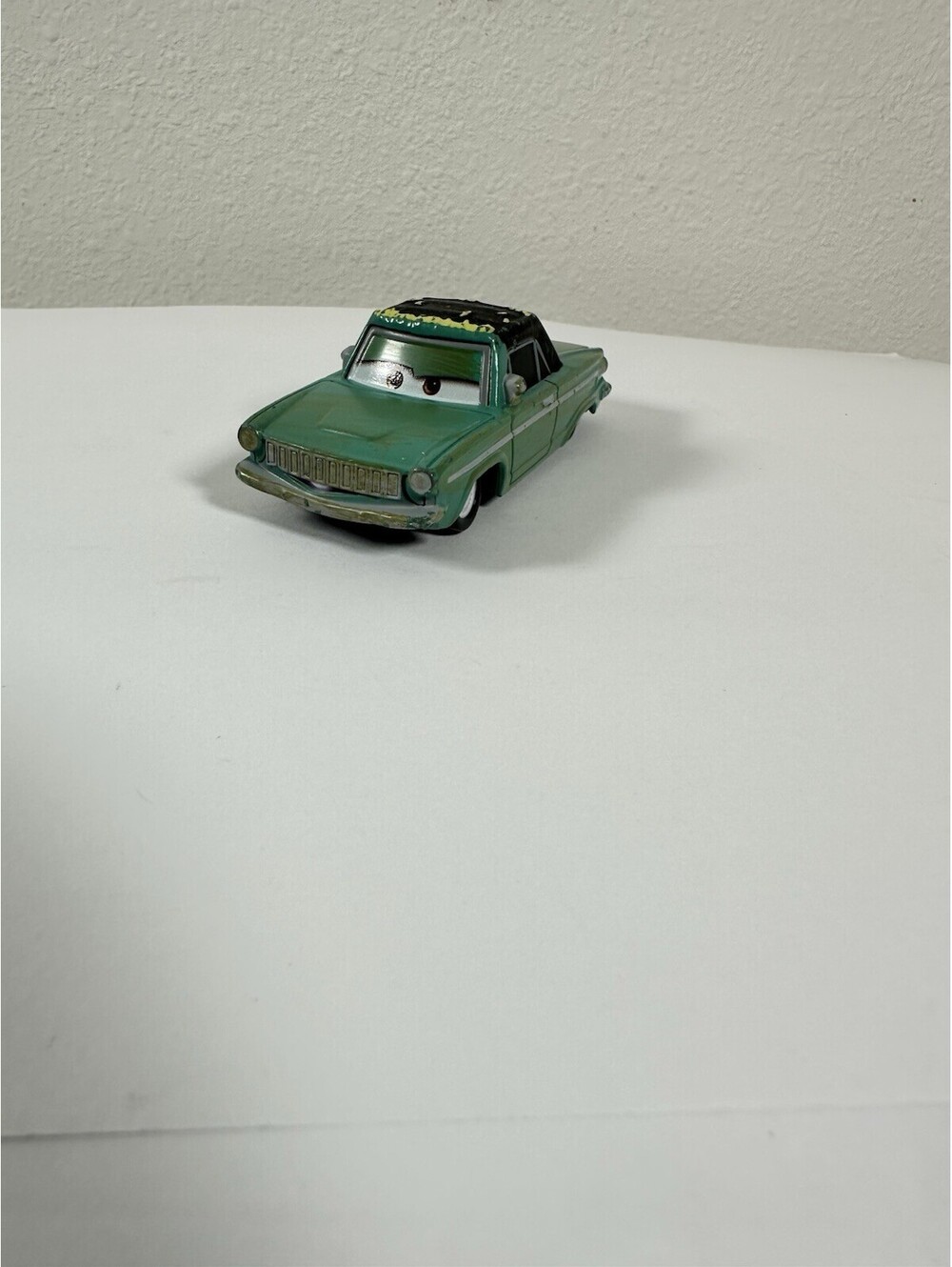Original Rare Disney Pixar Cars Rusty Rust-Eze Die-cast Car